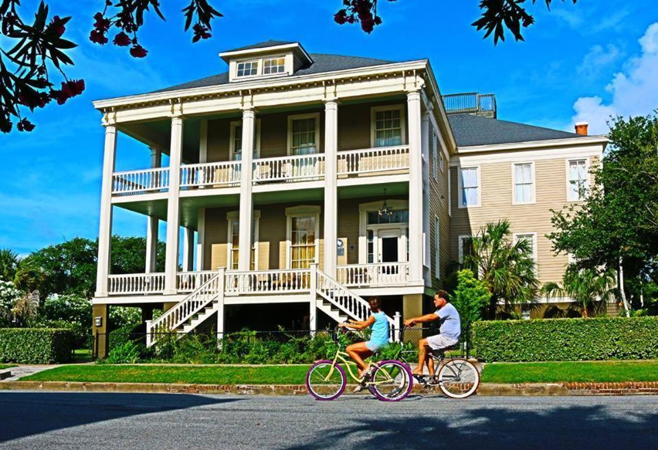 The Lasker Inn Galveston Exterior photo